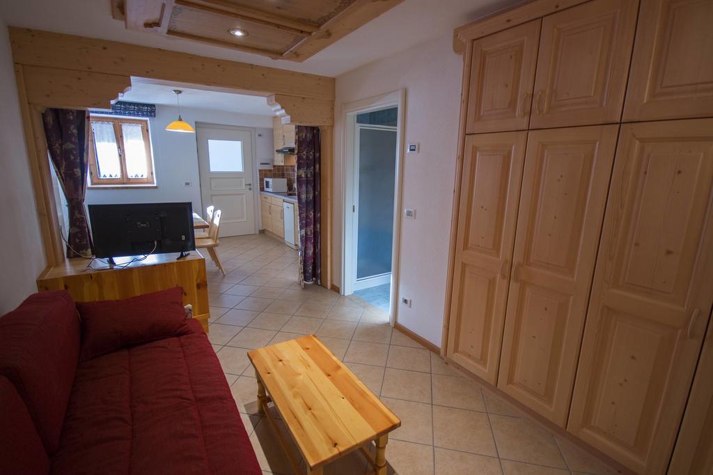 Appartamenti Dolomiti Moena Rum bild